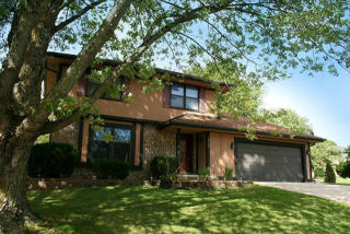417 Wellons Dr, Ames, IA 50014-7618