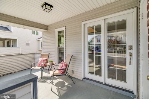 124 Lake Arrowhead Cir, Bear, DE 19701-1795