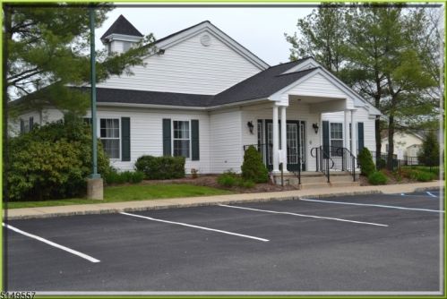 14 Caroline Dr, Belvidere NJ  07823-2849 exterior