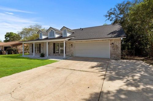 4219 Capri Dr, Pensacola, FL 32504-7711