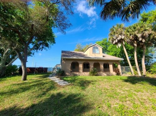 4641 Indian Riv Dr, Cocoa FL 32927-5912 exterior