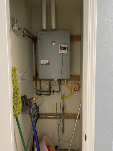 1372 27th St, Oakland CA  94606-3267 exterior