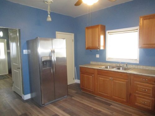 614 Park St, Connellsville PA  15425-3420 exterior