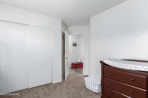 8845 Apple Tree Dr, Tucson AZ  85730-4660 exterior