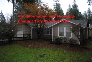 10247 20 Ave, Seattle WA  98166-1602 exterior