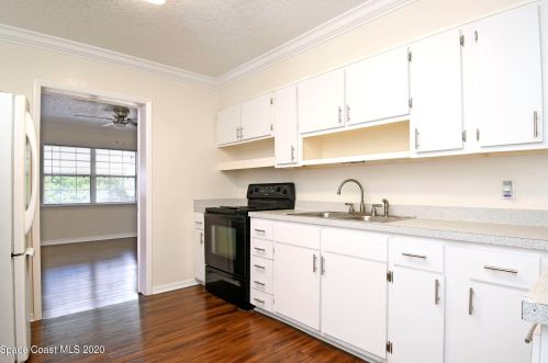 2439 Clearlake Rd, Cocoa, FL 32922-5711