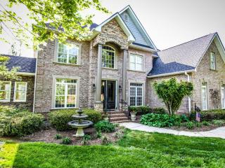 174 Hickory Hill Rd, Mooresville, NC 28117-8086