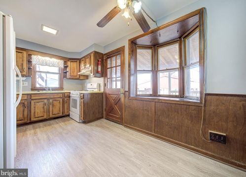 341 3 St, Lansdale PA 19446-2841 exterior