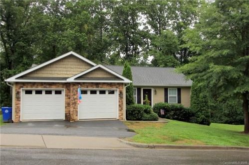 30 Kirby Rd, Asheville, NC 28806-8908