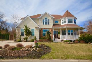 20 Gilbert Rd, Hither Plains, NY 11954-5095
