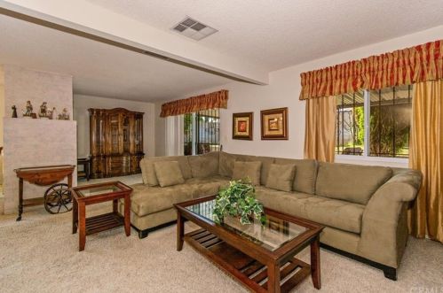 25882 Byron St, San Bernardino, CA 92404-6121