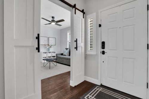 1305 Oak Leaf Cir, Valley Home CA 95361-2769 exterior