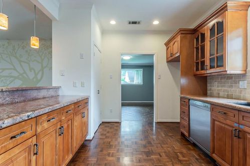 4927 Forest Bend Rd, Dallas TX  75244-6512 exterior