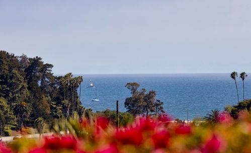 521 Scenic Dr, Santa Barbara, CA 93103-2925