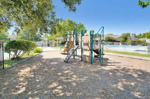 2160 Bayo Claros Cir, Morgan Hill CA  95037-7006 exterior