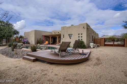 6437 Lonesome Trl, Cave Creek, AZ 85331-2711