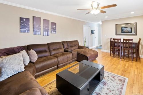 66 Underhill Ave, White Plains, NY 10604-2446