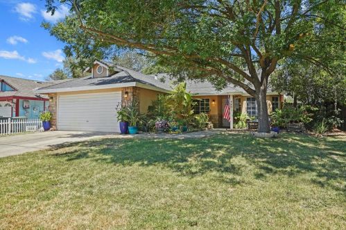 449 Silver Crest Cir, Rio Linda, CA 95673-2257