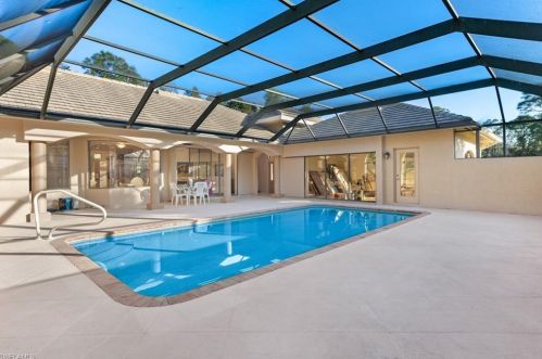 461 33rd Ave, Naples, FL 34120-7306
