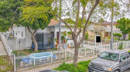 3117 Illinois Ave, South Gate CA 90280-4183 exterior