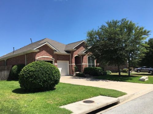13020 Appaloosa Chase Dr, Austin TX  78732-1973 exterior