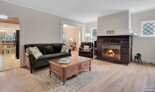 17 Glenwood Ave, Bloomfield NJ  07003-2201 exterior