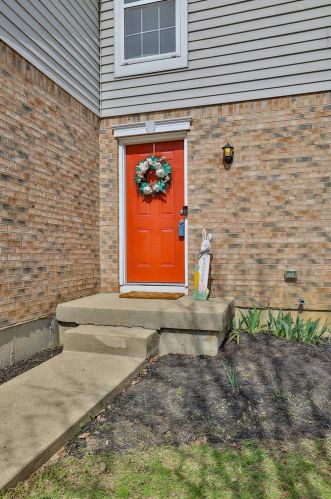 526 Elm Ridge Ct, Cincinnati, OH 45244-4402