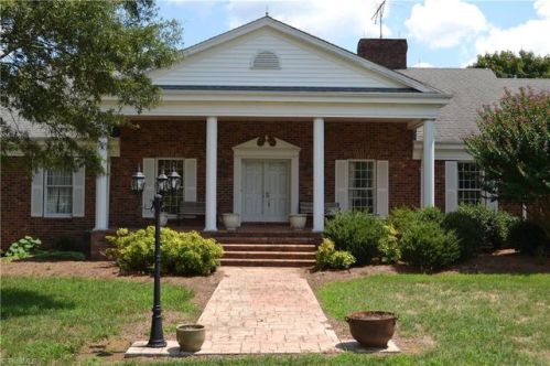 4846 Branson Davis Rd, Sophia, NC 27350-9006