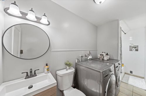 6035 Holway St, Oakland CA  94621-4137 exterior