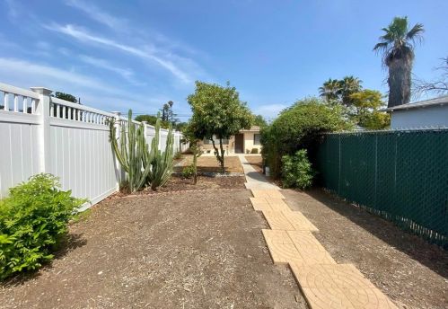 618 11th Ave, Escondido CA  92025-4720 exterior