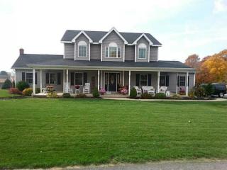 107 Valley Rd, Indiana, PA 15701-3636