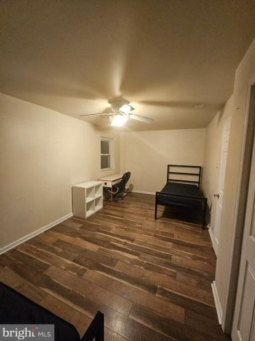 2122 Camac St, Philadelphia, PA 19122-1107