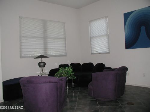 5048 Civano Blvd, Tucson, AZ 85747-5861