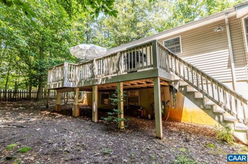 287 Jefferson Dr, Bybee VA 22963-3212 exterior