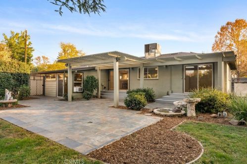 950 Karen Dr, Chico CA  95926-2819 exterior