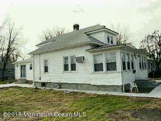 32 Willis Pl, Ideal Beach, NJ 07734-2024