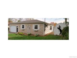 6824 Club Rd, Perry, NY 14530-9547