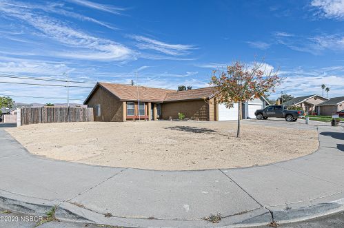 1061 Wildwood Rd, Santa Maria CA  93454-2442 exterior