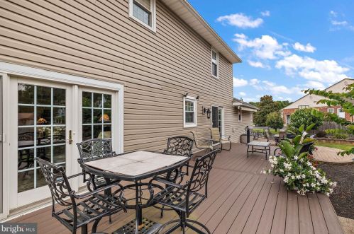 3 Dansfield Dr, Wilmington DE  19803-4806 exterior