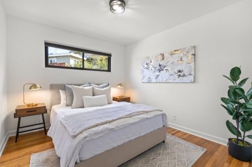 383 Monterey Rd, Pacifica CA  94044-1460 exterior