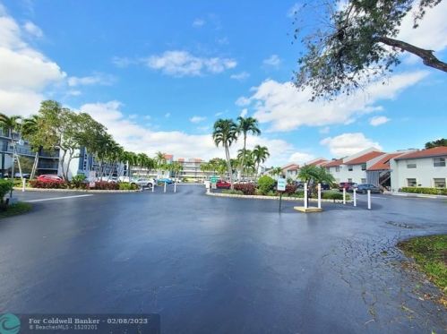 6650 Oriole Blvd, Delray Beach FL  33446-3513 exterior
