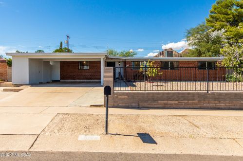 5630 Hildreth Ave, Tucson, AZ 85746-3018