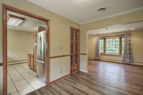 18 Sunnybrook Rd, Bernardsville NJ  07924-2713 exterior
