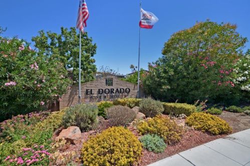 600 Weddell Dr, Sunnyvale CA  94089-1721 exterior