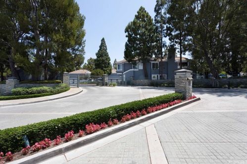 79 Bradbury, Newport Beach, CA 92660-4242