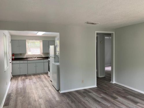 911 Collins St, Denton TX  76201-7010 exterior