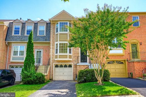 7707 Solomon Seal Dr, Springfield, VA 22152-3155
