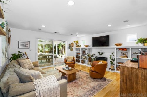 1161 Balour Dr, Encinitas CA  92024-3913 exterior