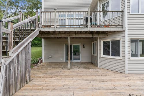 1016 Wallace Lake Rd, West Bend WI  53090-8943 exterior