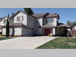 5261 Ione St, Linden, CA 95236-9539
